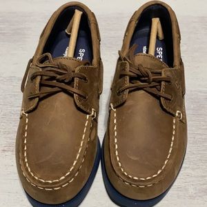 Brand new in box vineyard vine sperry